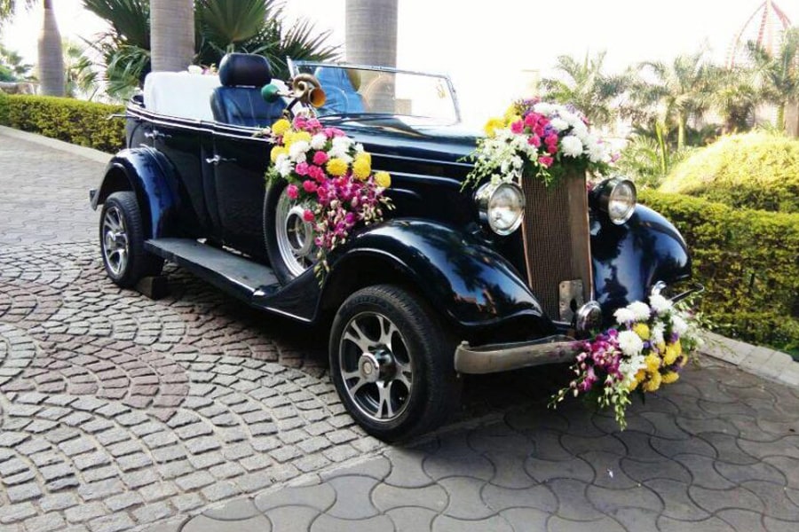 Luxury Wedding Car